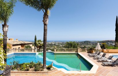 Resale - Apartment / flat - Marbella - Nueva Andalucía