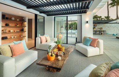 Resale - Villa - Marbella - Nueva Andalucía