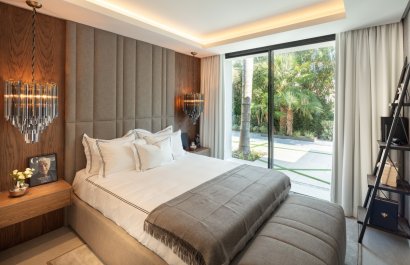 Resale - Villa - Marbella - Nueva Andalucía