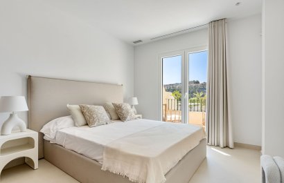 Resale - Townhouse / Duplex / Corner - Benahavís - La Quinta