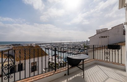 Resale - Apartment / flat - Marbella - Puerto Banús