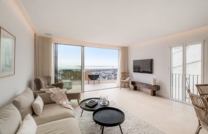 Resale - Apartment / flat - Marbella - Puerto Banús