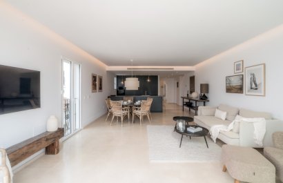 Resale - Apartment / flat - Marbella - Puerto Banús