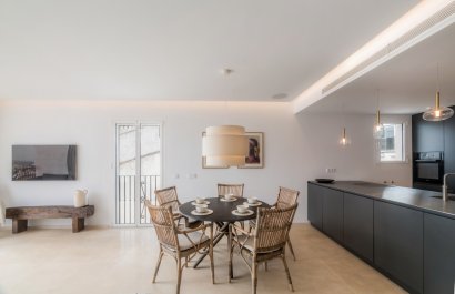 Resale - Apartment / flat - Marbella - Puerto Banús