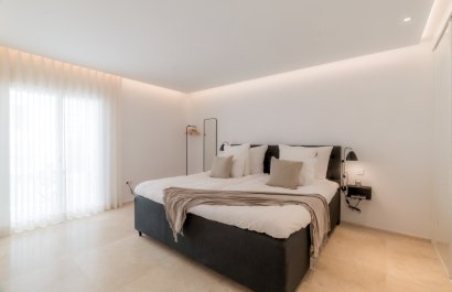 Resale - Apartment / flat - Marbella - Puerto Banús