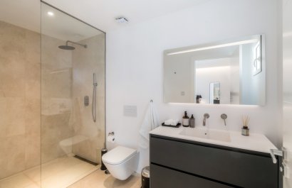 Resale - Apartment / flat - Marbella - Puerto Banús