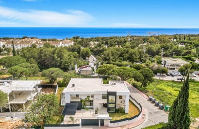 Resale - Villa - Marbella - Nagueles