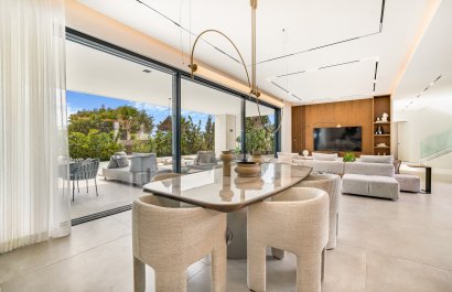 Resale - Villa - Marbella - Nagueles