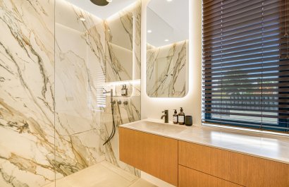 Resale - Villa - Marbella - Nagueles