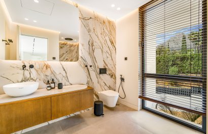 Resale - Villa - Marbella - Nagueles