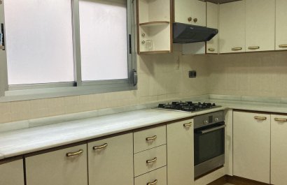 Resale - Apartment / flat - Salinas