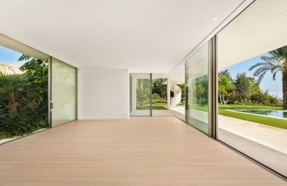 Resale - Villa - Malaga - Casares