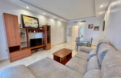 Resale - Apartment / flat - Marbella - Puerto Banús