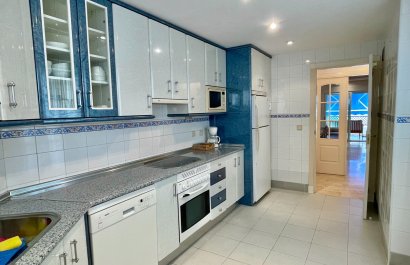 Resale - Apartment / flat - Marbella - Puerto Banús