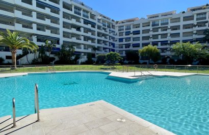 Resale - Apartment / flat - Marbella - Puerto Banús