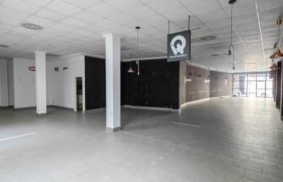 Resale - Commercial - Guardamar del Segura - Center