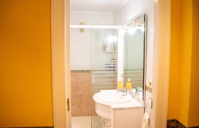 Resale - Apartment / flat - Guardamar del Segura - Center