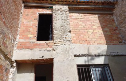 Resale - Townhouse / Duplex / Corner - Planes