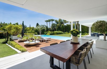 Resale - Villa - Marbella - East Marbella