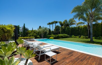 Resale - Villa - Marbella - East Marbella
