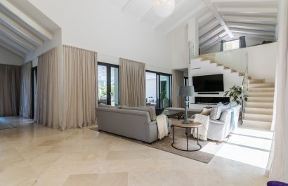 Resale - Villa - Marbella - Nueva Andalucía