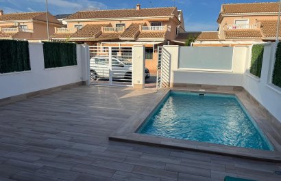 Resale - Villa - Los Alcázares