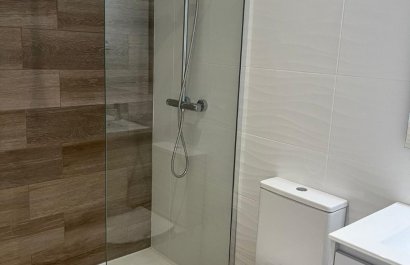 Resale - Villa - Los Alcázares