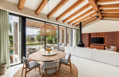 Resale - Villa - Marbella - Nueva Andalucía