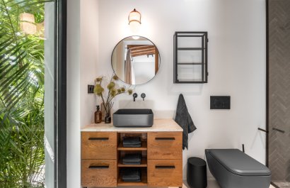 Resale - Villa - Marbella - Nueva Andalucía