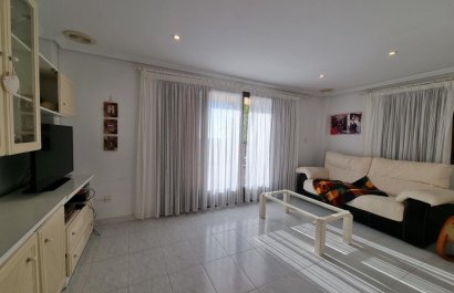 Resale - Townhouse / Duplex / Corner - Santa Pola - Playa del Este