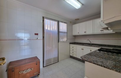Resale - Townhouse / Duplex / Corner - Santa Pola - Playa del Este