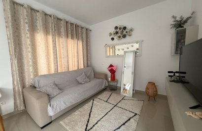 Resale - Townhouse / Duplex / Corner - Torrevieia - Punta Prima