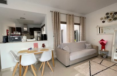 Resale - Townhouse / Duplex / Corner - Torrevieia - Punta Prima