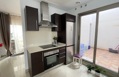 Resale - Townhouse / Duplex / Corner - Torrevieia - Punta Prima