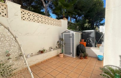 Resale - Townhouse / Duplex / Corner - Torrevieia - Punta Prima