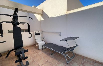 Resale - Townhouse / Duplex / Corner - Torrevieia - Punta Prima