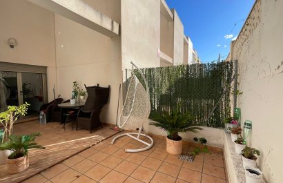 Resale - Townhouse / Duplex / Corner - Torrevieia - Punta Prima
