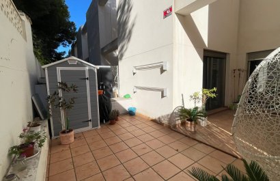 Resale - Townhouse / Duplex / Corner - Torrevieia - Punta Prima