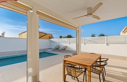 Resale - Villa - Torrevieia - El Chaparral