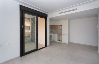 Resale - Apartment / flat - Torrevieia - Playa del Cura