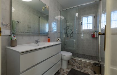 Resale - Villa - Benijofar