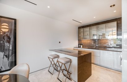 Resale - Apartment / flat - Marbella - Golden Mile