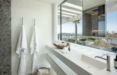 Resale - Villa - Benahavís - La Quinta