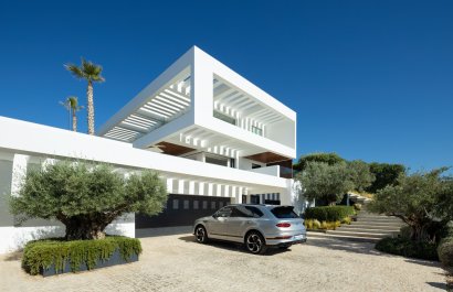 Resale - Villa - Benahavís - La Quinta
