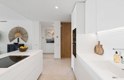 Resale - Apartment / flat - Marbella - Elviria