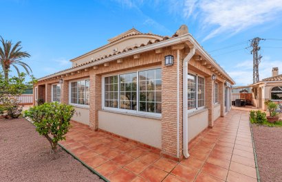 Resale - Villa - Torrevieia - Torrevieja