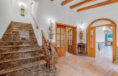 Resale - Villa - Torrevieia - Torrevieja