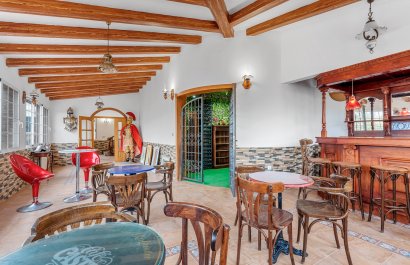 Resale - Villa - Torrevieia - Torrevieja