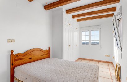 Resale - Villa - Torrevieia - Torrevieja