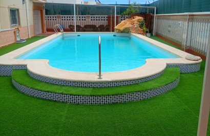 Resale - Villa - Torrevieia - Torrevieja